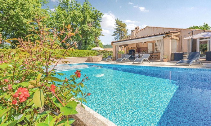 Saint-Cezaire-sur-Siagne House | Nice home in St. Cézaire sur Siagne