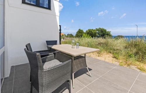 Sandkaas House | Nice Home In Allinge With Kitchen