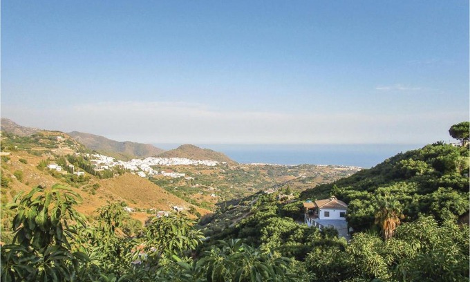 Frigiliana House | Nice Home In Frigiliana With Kitchenette