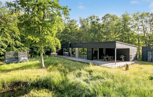 Helberskov Strand House | Nice Home In Hadsund With Wi-Fi