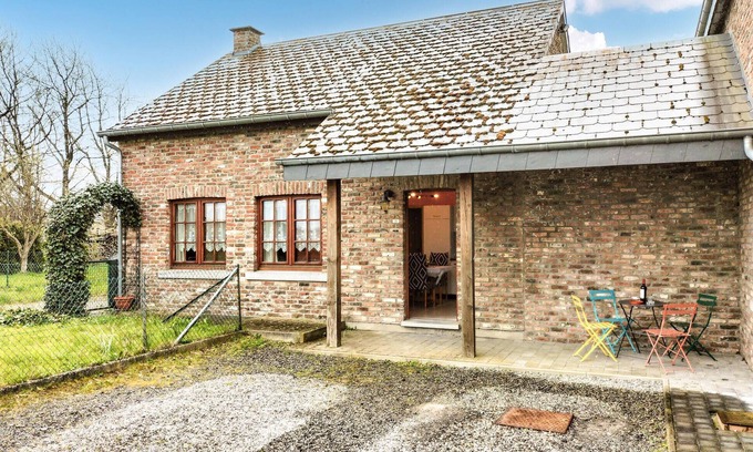 Somme-Leuze House | Nice home in Somme-Leuze with WiFi