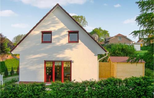 Wohlenberg House | Nice Home In Wohlenberg With Kitchen