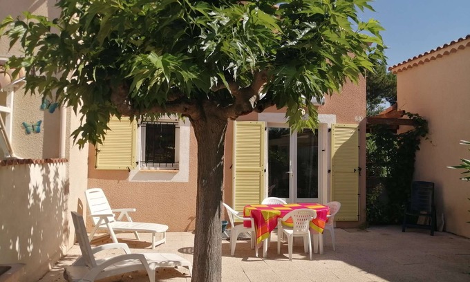 Portiragnes-Plage House | Nice house , 2 bedrooms, 5 people, spacious terrace south exposed, secured residence LES ONDINES.