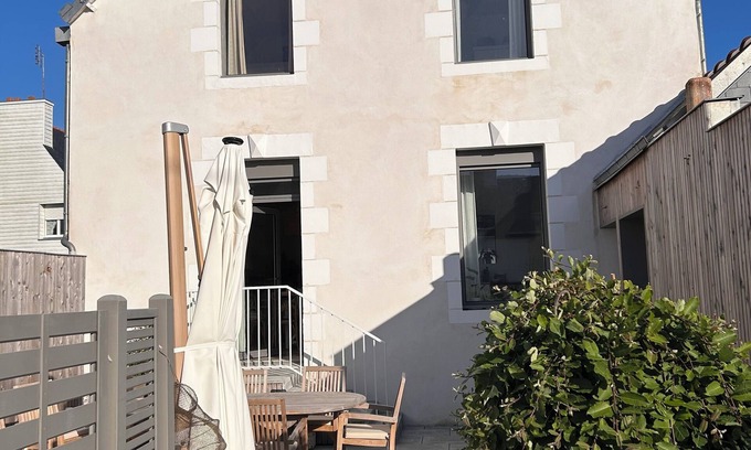 Finistere House | Nice house from the 30's completely renovated, 50 m from the sea!