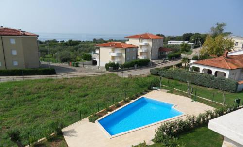 Zambratija Apartment | Nice place with pool