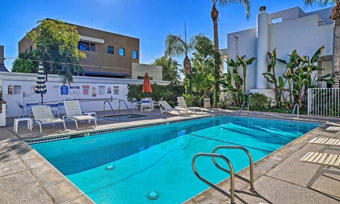 Cathedral City Resort | Nice poolside villa in Cathedral City