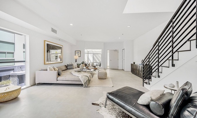 Marina Peninsula House | Nicest building in beach area 1 block from Venice Pier and Beach. Designer Done.