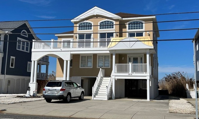 Dennisville House | Nicest views Sea Isle has to offer!