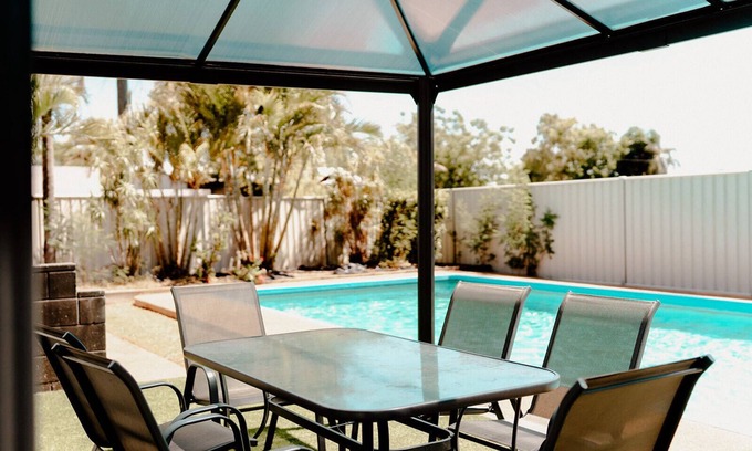 Miles End Hotel | Nightcap at Barkly Hotel