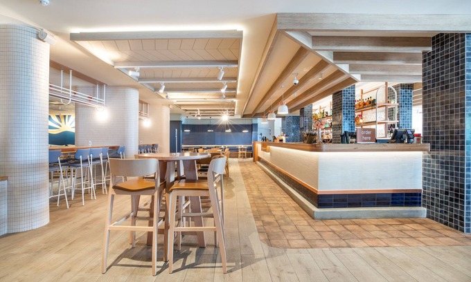 Victor Harbor Hotel | Nightcap at Hotel Victor