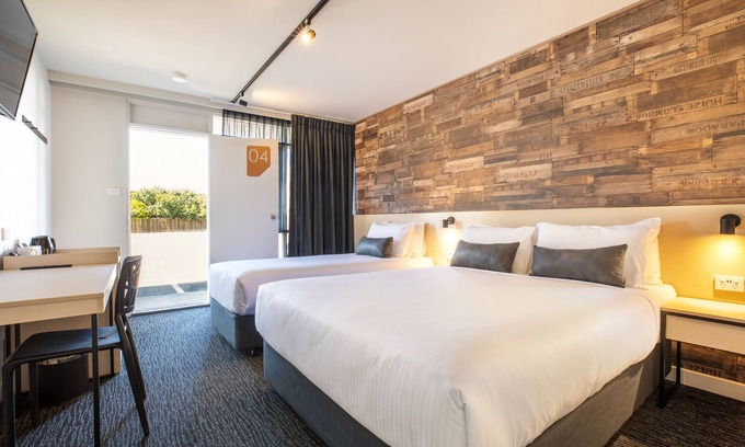 Laverton North Hotel | Nightcap at Westside Hotel