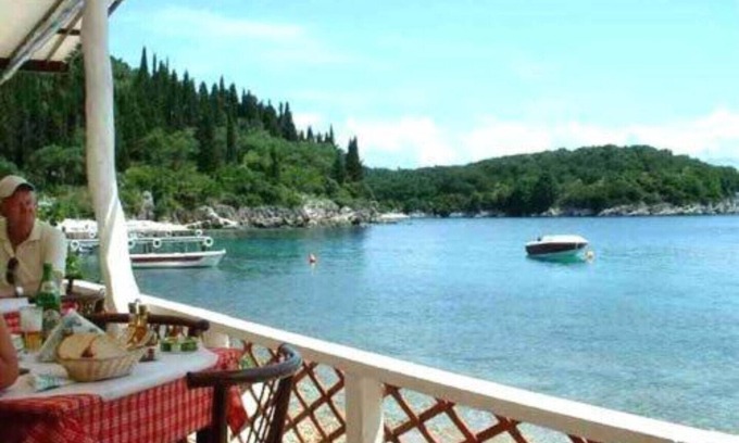 Kentroma Apartment | Nikolas studios, Sea View, Agni Bay 2
