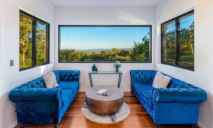Ninderry House | Ninderry Manor- Magical Sunshine Coast Escape