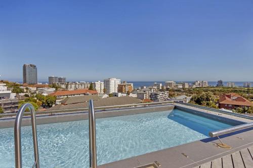Three Anchor Bay Apartment | Nine On S 3E by Host Agents