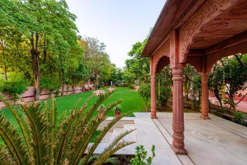 Jaipur Hotel | Nine Palms Resort