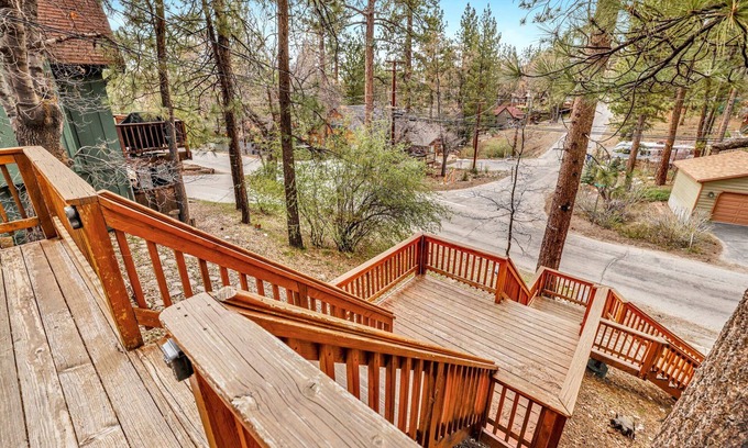 Moonridge House | Nine Pines Lodge #537