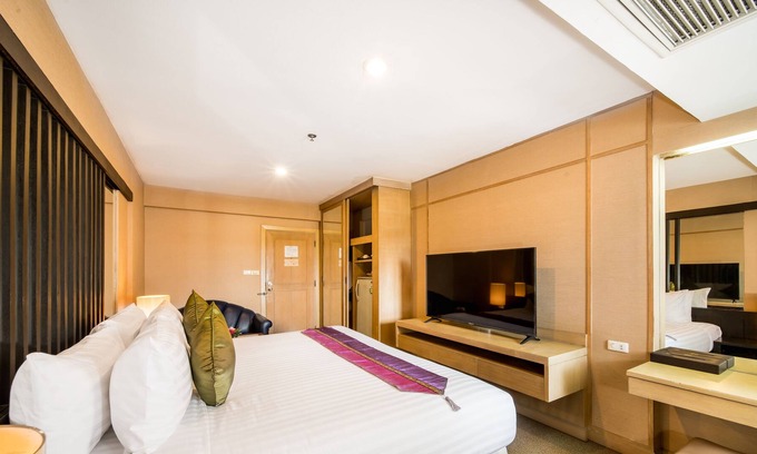 Bang Na Hotel | Niran Grand Hotel