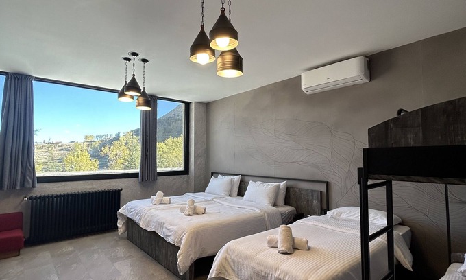 Kfardebian Hotel | Nirvana hotel