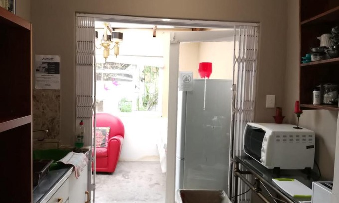 Plumstead Apartment | Nirvana's La Dolce Vita