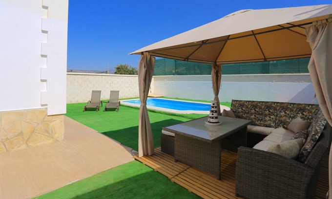 Velez-Malaga Ski Chalet | NIZA BEACH Holiday House 10PAX