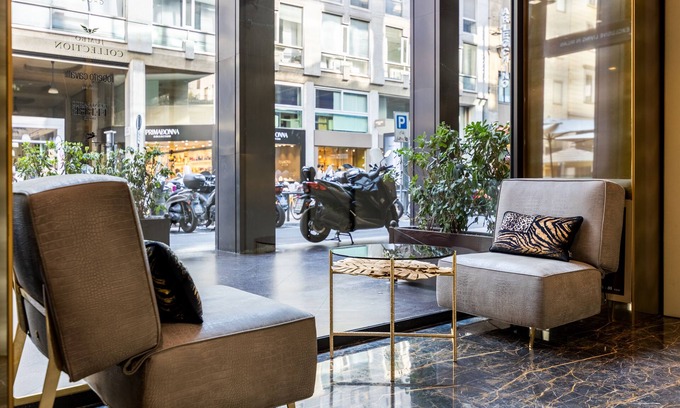 San Babila Hotel | NJ Hotels San Pietro All'Orto 6 Milano