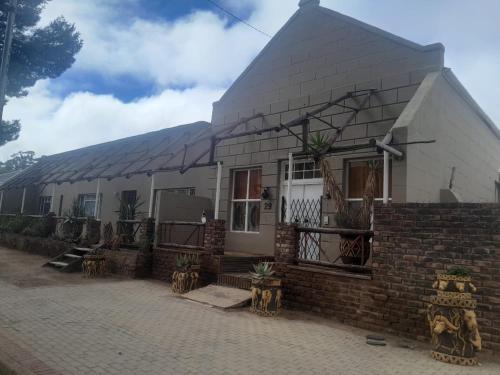 Willowmore House | Njanja holdings self-catering accommodation