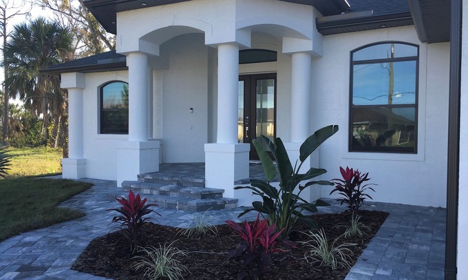 Pine Valley House | nLuxurious House with Pool, Firepit, and Golf Course View