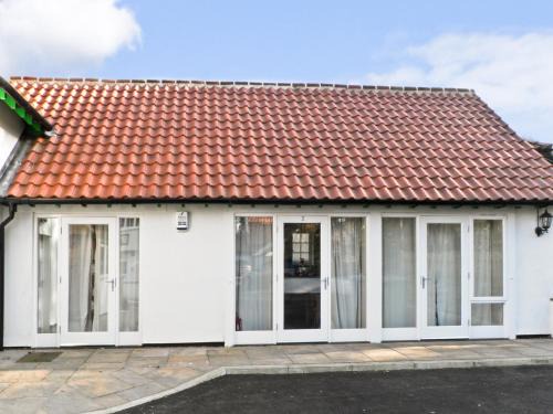 Scarborough House | No 3 Low Hall Cottages