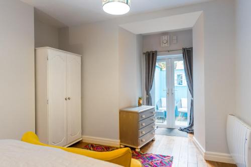 Aberystwyth Apartment | No 31 Promenade APARTMENT by the sea