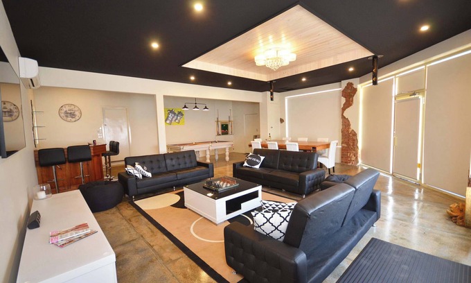 Echuca House | No 40 Echuca - Echuca Holiday Homes