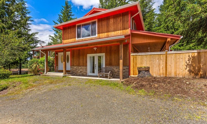 Belfair House | No Better Place to Make Memories Than Lookout Cove
