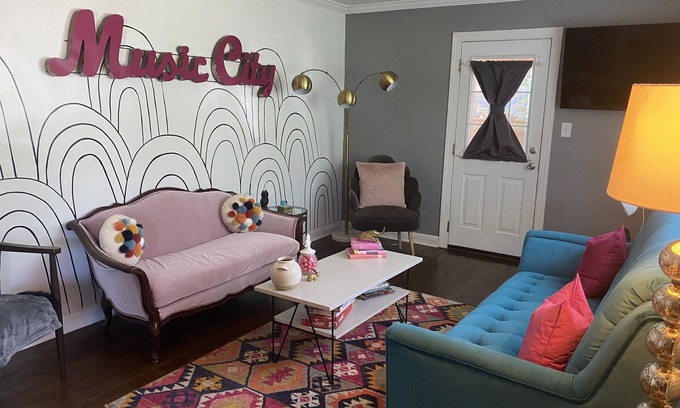 Murfreesboro House | NO CLEANING FEE! Boro Babe Cave.Eclectic Vibes + Modern Amenities