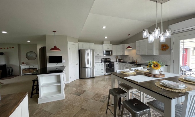 Missoula House | NO cleaning fee! Executive housing on 4.5 acres close to Missoula