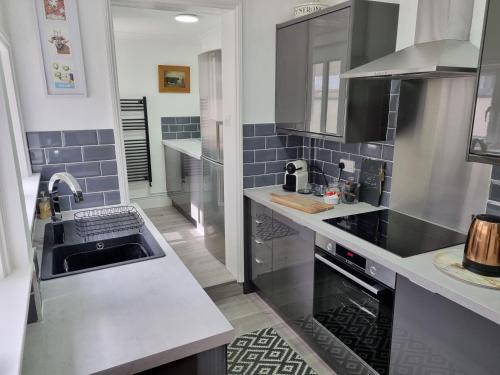 Stamford House | No7 Central Stamford Luxury 2 Bedroom Townhouse