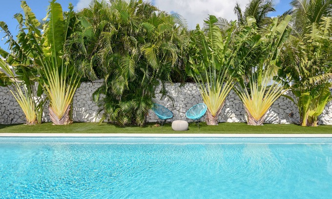 Surfside House | NoBeVIP: The PALMS HOUSE With Bay View, HEATED Pool and walk to the beach