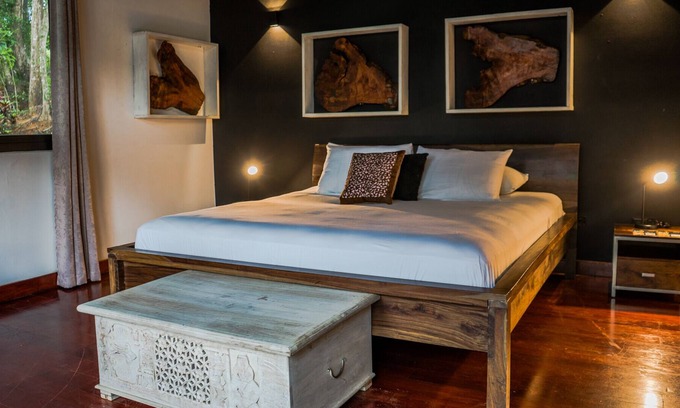 Isla Saboga House | Noelia Private villa by Saboga Lodge