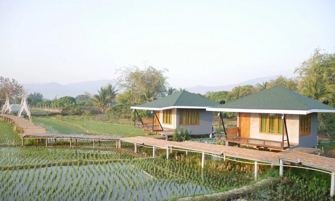 Ban Luang Resort | Nok Chan Mee Na
