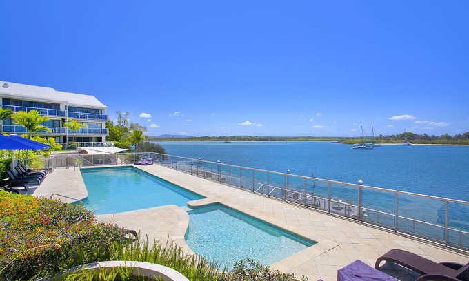 Noosa Heads Apartment | Noosa Shores Resort