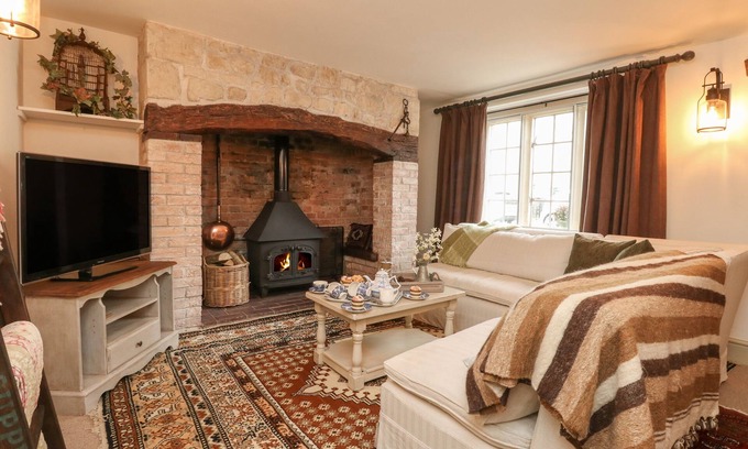 Maiden Newton Cottage | Norden House