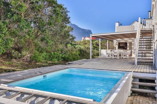 Betty's Bay House | Nordic Family Beach House