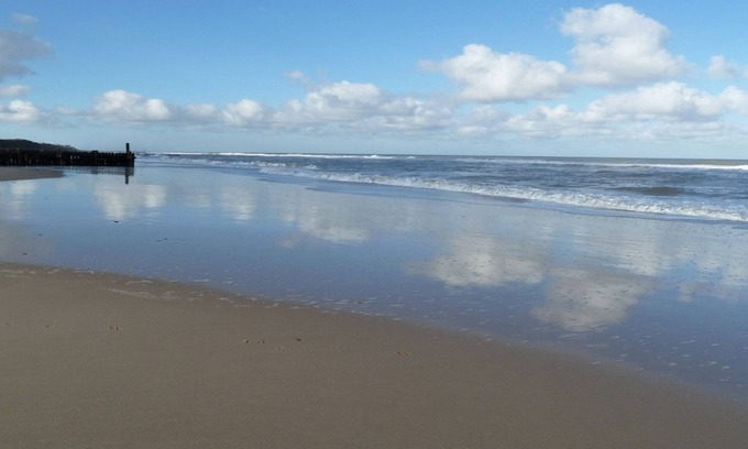 Bacton House | Norfolk Lavender Caravan - Sleeps 4 with Free WiFi and SKY TV.