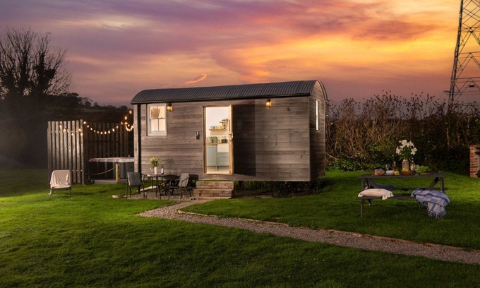 Crowlas Cabin | Nori's Nest, Shepherds Hut, Croft Hooper