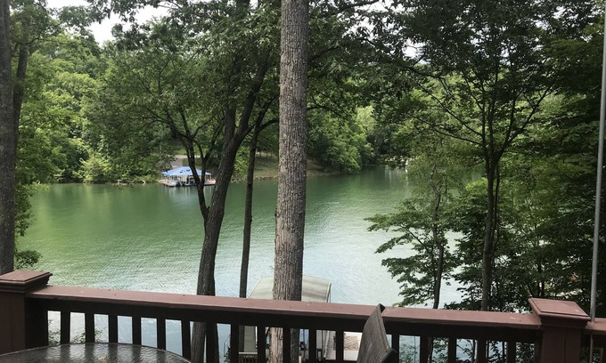 La Follette House | Norris Lake The Lure— Perfect lakehouse for families in deep, NO WAKE Cove!