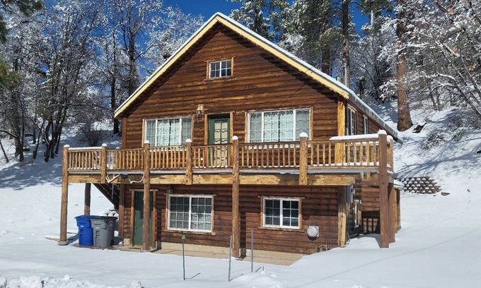Upper Moonridge Cabin | Norske Nook