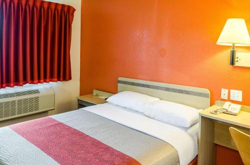 North Charleston Hotel | North Charleston Lodge