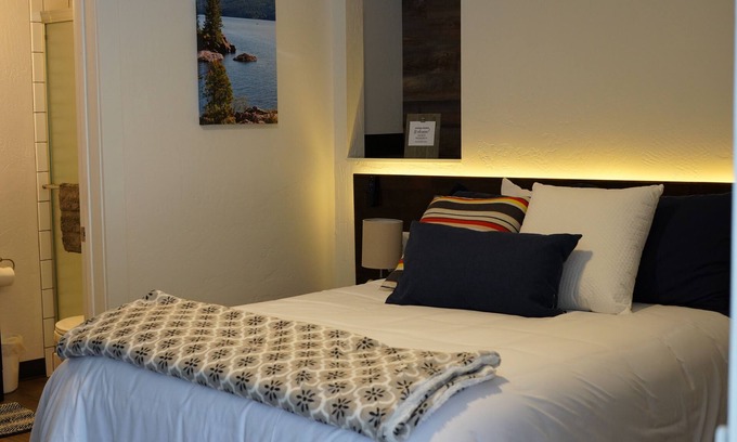 Coeur d'Alene Hotel | North Idaho Inn - Nine