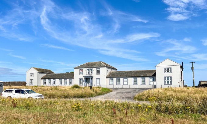 Allonby Cottage | North Lodge Retreat Allonby - a cottage that sleeps 2 guests with sea view