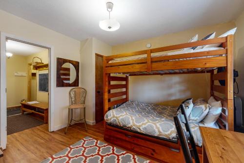Warren Apartment | North Lynx 23
