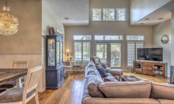 North Myrtle Beach Villa | North Myrtle Beach Resort Villa- 5 miles to the ocean!