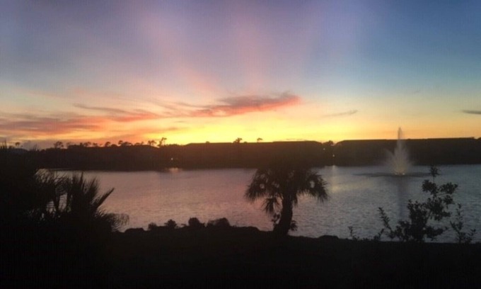 Naples Condo | North Naples location Golf, beaches attractions in close proximity
